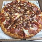 Best Meat Lover Pizza in Anaheim, CA